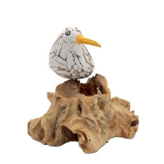 Möwe auf Treibholz