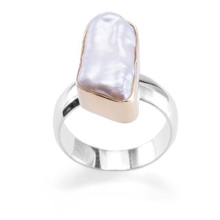 Ring, Silber mit Biwa Muschel/Gold, U: 55 mm