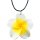 Halskette mit Blütenanhänger, Ø 65 mm, weiß/gelb