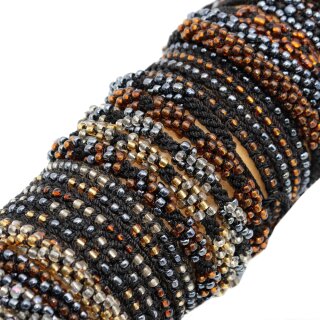 Armband aus Nylon und Plastik