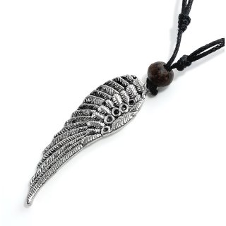 Halskette mit Anhänger "Flügel"